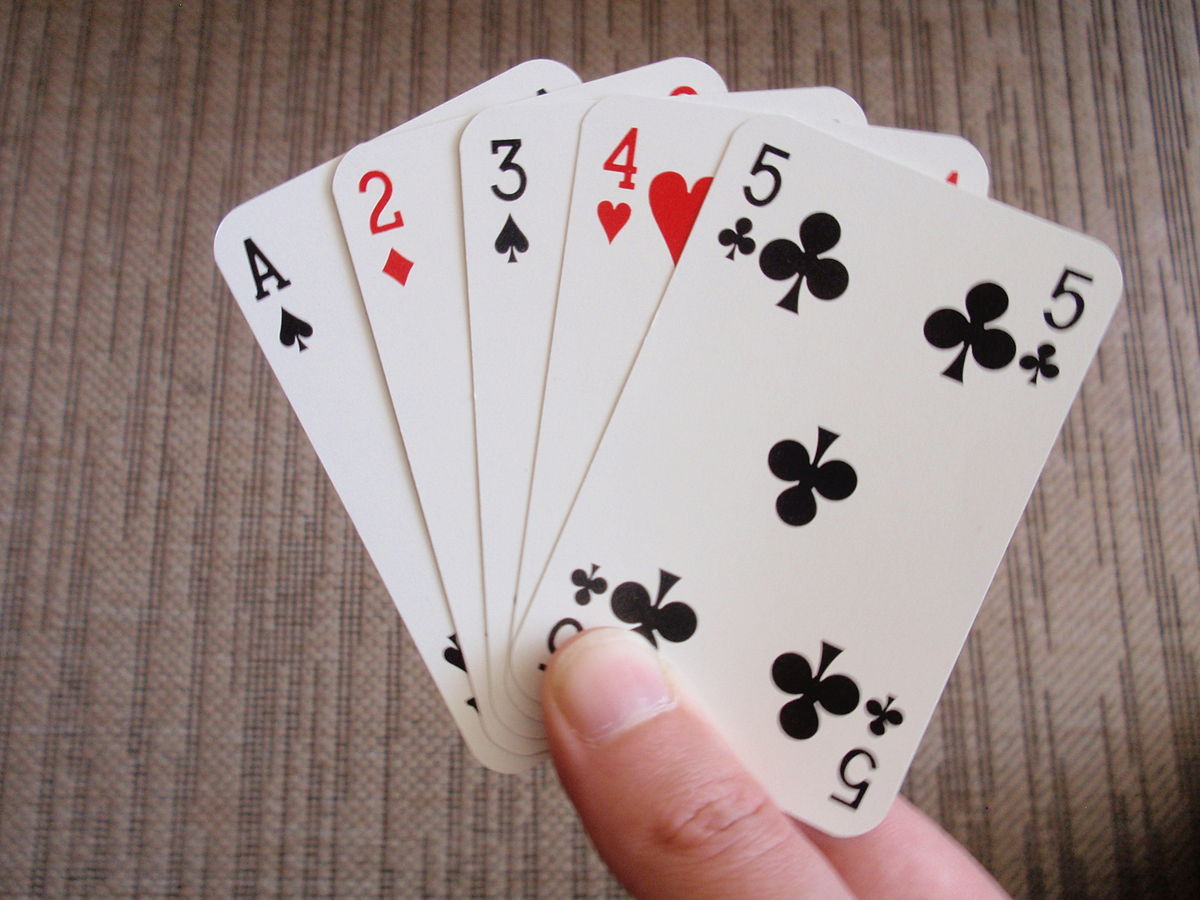 Mengenal Kegunaan Jenis Kartu Poker Online