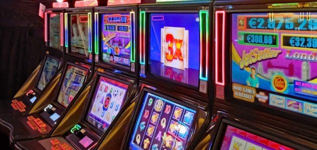 How Do Slots Work Online